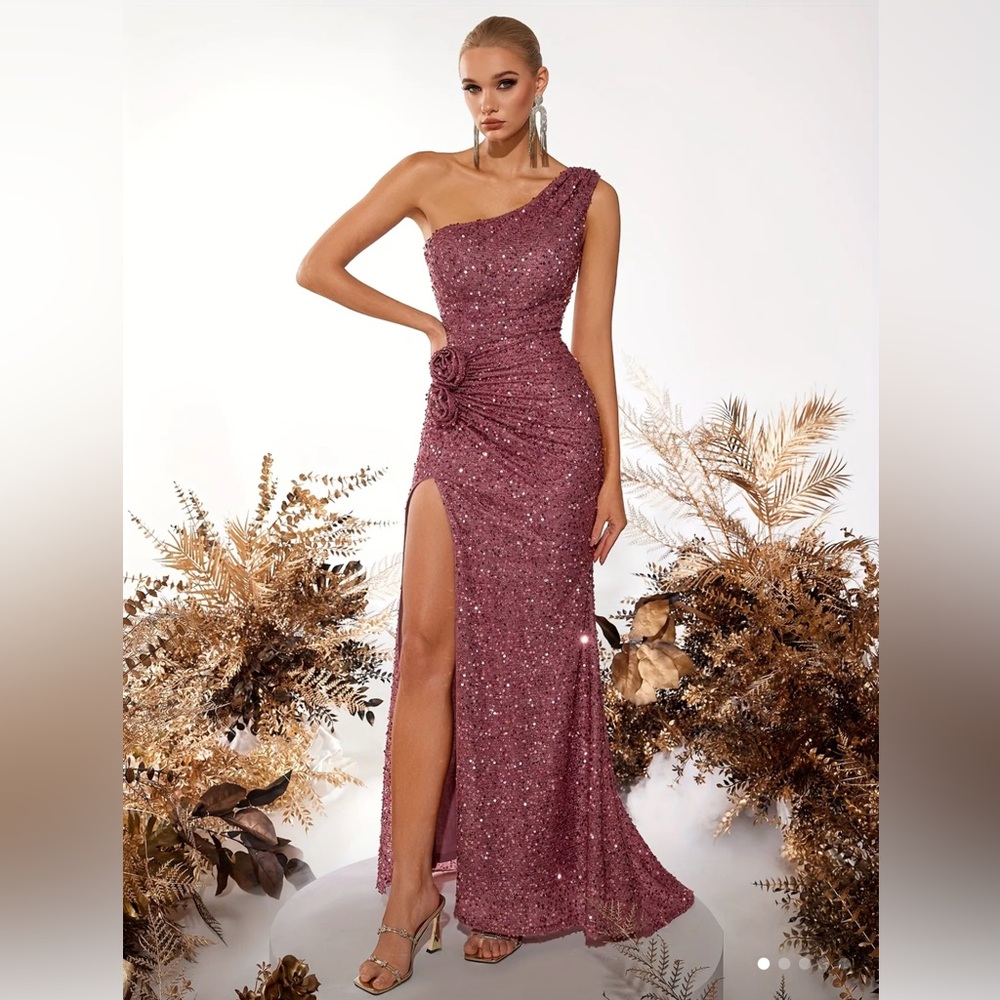 Elegant One-Shoulder Sequin Maxi Dress - Pink, Size Small.  Prom, Wedding, Party